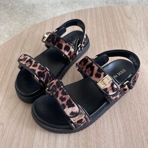 Steve Madden kids sandals size 1
